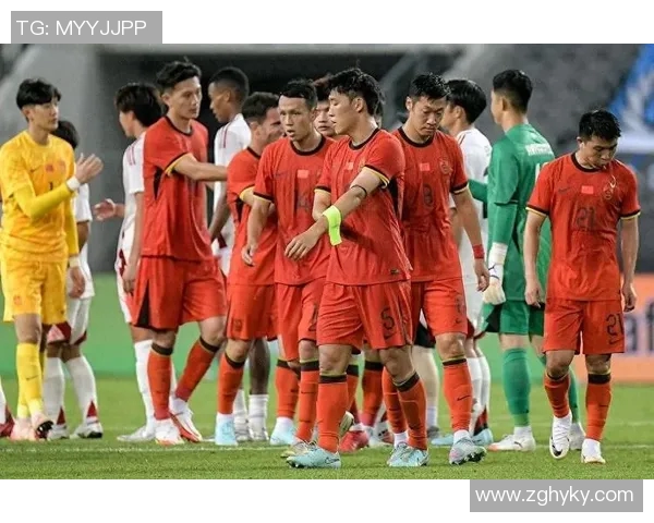 国足二队迎战天津队全力以赴争取胜利展现年轻力量与团队精神